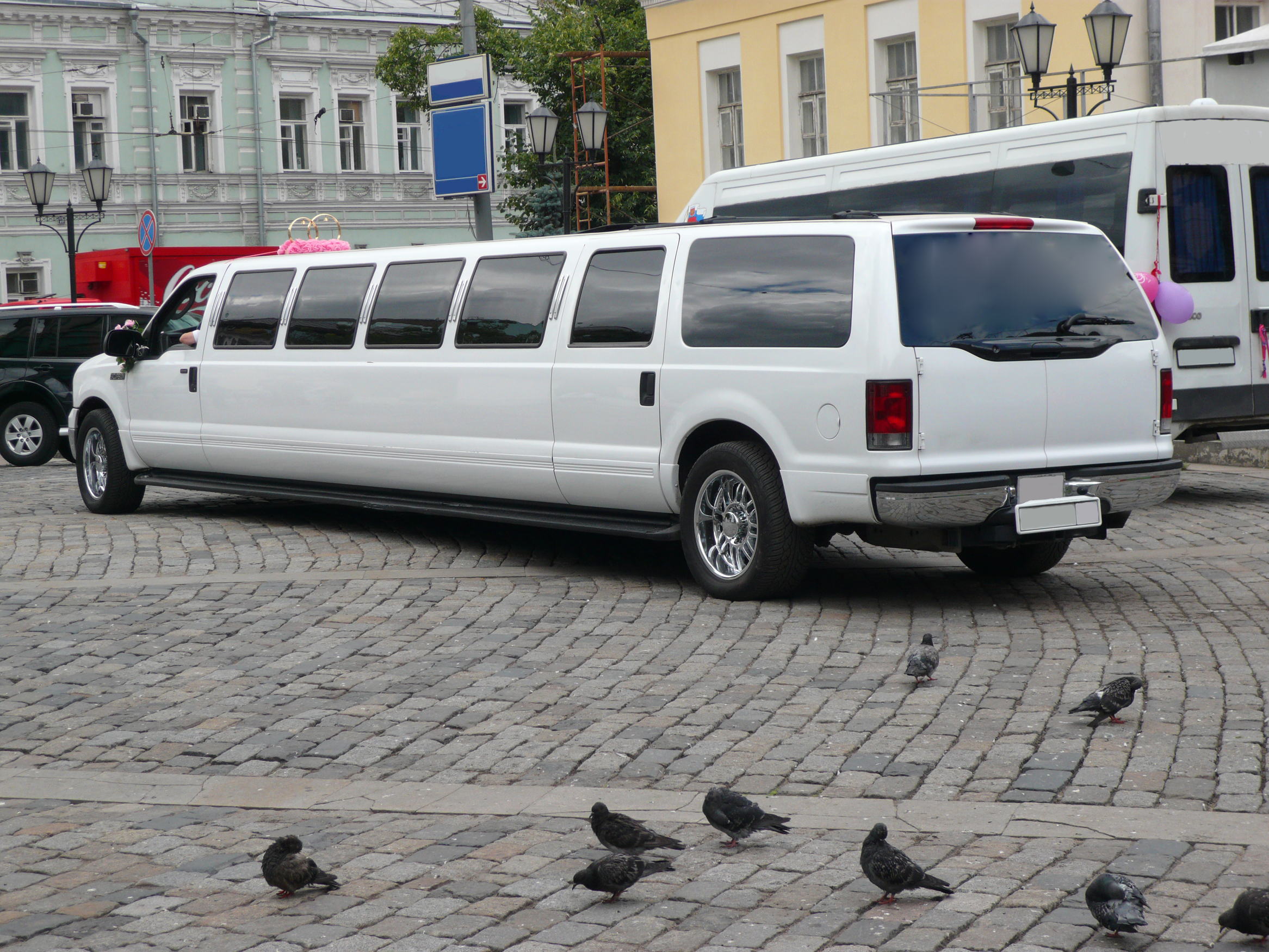 ford expedition limousine white